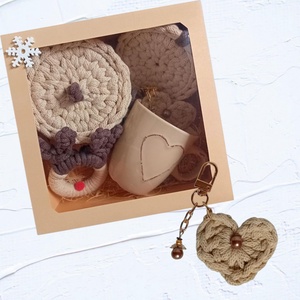 Meghitt Karácsony Ajándékszett, drapp, bögrés - otthon & életmód - tárolás & rendszerezés - tárolókosár - Meska.hu