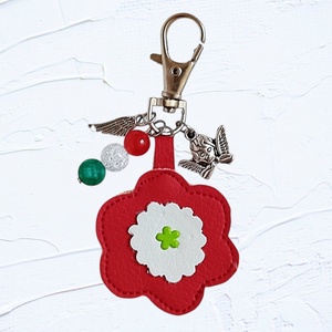 Szerencsehozó kulcstartó, táskadísz ásványgyöngyökkel - trikolor virág II. - Meska.hu