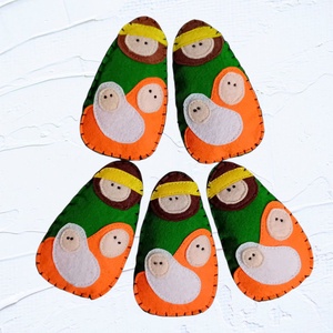 Betlehemi karácsonyfadíszek filcből  - Meska.hu