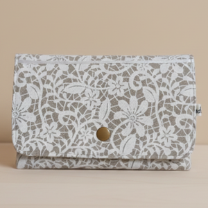 Pénztárca textil csipke mintával drapp 16x10,5 cm, Táska & Tok, Pénztárca & Más tok, Pénztárca, Női pénztárca, Varrás, MESKA