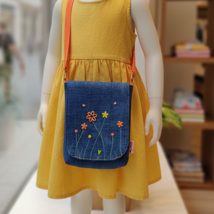 Gyerek farmer válltáska - citrom-narancssárga virágok/pillangók - táska & tok - kézitáska & válltáska - vállon átvethető táska - Meska.hu