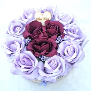 Rózsabox lila és bordó színű virágokkal, Otthon & Életmód, Virágdekoráció, Virágok, Virágbox, Virágkötés, MESKA