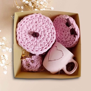 Horgolt bögrés ajándékszett, rózsaszín - otthon & életmód - tárolás & rendszerezés - tárolókosár - Meska.hu