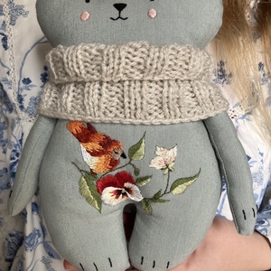 Modern hímzett maci  - játék & sport - plüssállat & játékfigura - maci - Meska.hu