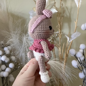 Horgolt nyuszi baba - játék & sport - plüssállat & játékfigura - nyuszi - Meska.hu