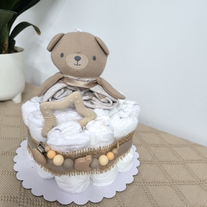 Unisex pelenkatorta natúr színekben  babaajándék kislánynak vagy kisfiúnak - játék & sport - babalátogató ajándékcsomag - Meska.hu