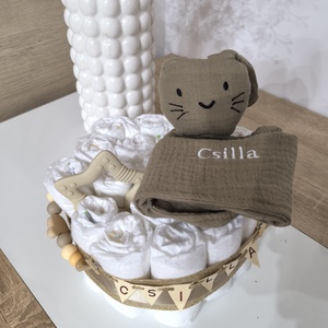 Natúr stílusú, egyedi pelenkatorta névvel � babalátogató ajándék, Baba - mama, Pelenkázó, babafürdető kellékek, Pelenkatorta, Mindenmás, MESKA