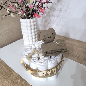 Natúr stílusú, egyedi pelenkatorta névvel � babalátogató ajándék - baba - mama - pelenkázó, babafürdető kellékek - pelenkatorta - Meska.hu