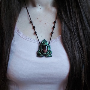 Béka amulett macskaszem ásvánnyal - ékszer - nyaklánc - medálos nyaklánc - Meska.hu