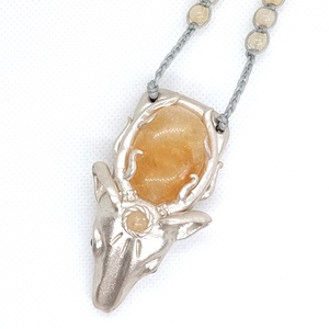 Szarvas amulett citrin ásvánnyal  - ékszer - nyaklánc - medálos nyaklánc - Meska.hu