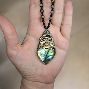 Kígyó és holdfázis labradorittal  - Meska.hu