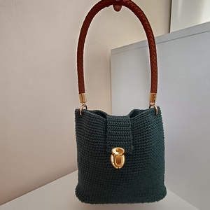  Forest Charm  kézzel horgolt elegáns táska bőr hatású pánttal - táska & tok - kézitáska & válltáska - kézitáska - Meska.hu
