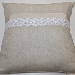 Natúr, csipkés díszpárna � 40�40 cm, levehető és mosható huzattal - otthon & életmód - lakástextil - párna & párnahuzat - díszpárna (belsővel együtt) - Meska.hu