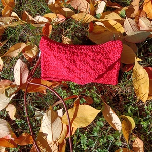 Onyx Borostyán  kézzel horgolt piros keresztpántos táska - táska & tok - kézitáska & válltáska - vállon átvethető táska - Meska.hu