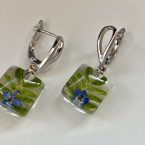 Selyemakác levél,nefelejccsel-négyzet műgyanta,ezüst fülbevaló - ékszer - fülbevaló - lógó fülbevaló - Meska.hu