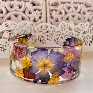 Színes virágok I-műgyanta karperec - ékszer - karkötő - karperec - Meska.hu