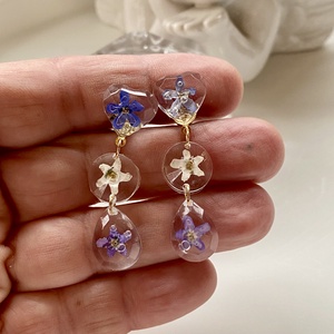 Nefelejcses 3 forma,epoxi gyanta fülbevaló - ékszer - fülbevaló - lógó fülbevaló - Meska.hu