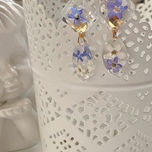 Nefelejcses 2 forma,epoxi gyanta fülbevaló - ékszer - fülbevaló - lógó fülbevaló - Meska.hu