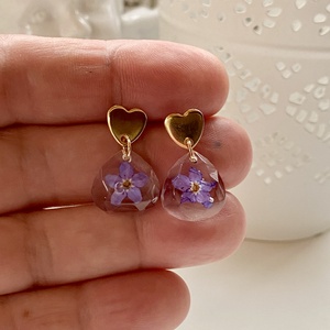 Nefelejcses szív és csepp forma,epoxi gyanta fülbevaló - ékszer - fülbevaló - lógó fülbevaló - Meska.hu