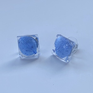 Kék mini hortenzia ,epoxi gyanta beszúrós fülbevaló, Ékszer, Fülbevaló, Pötty fülbevaló, Ékszerkészítés, MESKA