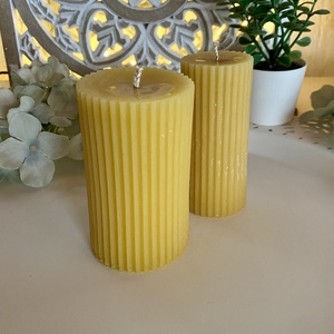 Méhviasz gyertya-Bordás henger 1. - esküvő - dekoráció - gyertya & gyertyatartó - Meska.hu