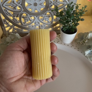 Méhviasz gyertya-Bordás henger 2 - esküvő - dekoráció - gyertya & gyertyatartó - Meska.hu