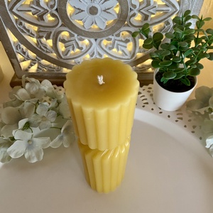 Méhviasz gyertya- Norvég stílusú henger  - esküvő - dekoráció - gyertya & gyertyatartó - Meska.hu