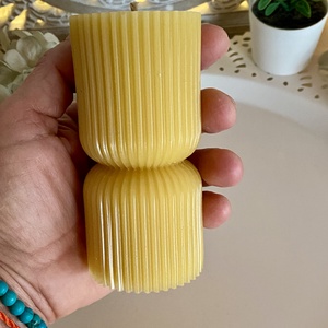 Méhviasz gyertya- Norvég stílusú henger ll.  - esküvő - dekoráció - gyertya & gyertyatartó - Meska.hu