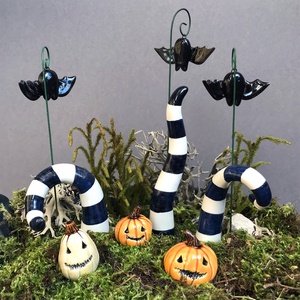 Halloween dekoráció - kerámia beszúró díszek - Meska.hu