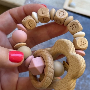 Csörgő rágóka #02 Mályva Karamell Vanília , Baba - mama, Baba játékok, Rágóka, Csomózás, Gyöngyfűzés, gyöngyhímzés, MESKA