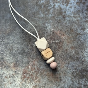 CHARM #03 kulcstartóra vagy táskadísznek , Táska & Tok, Kulcstartó & Táskadísz, Táskadísz, Gyöngyfűzés, gyöngyhímzés, MESKA