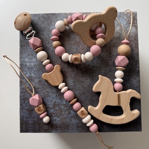 BABABOX #12 Csörgő rágóka, kulcstartó, álmok őrzője és cumilánc, Baba - mama, Baba játékok, Rágóka, Csomózás, Gyöngyfűzés, gyöngyhímzés, MESKA