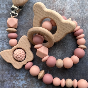 BABABOX készletről rozé és barack csörgő rágóka és cumilánc, Baba - mama, Baba játékok, Rágóka, Csomózás, Gyöngyfűzés, gyöngyhímzés, MESKA