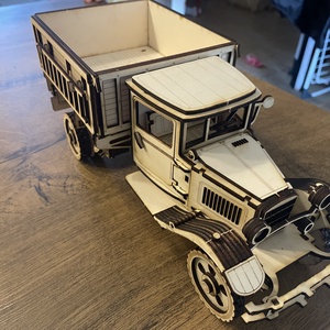 Teher autó - Meska.hu