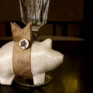 Újévi vintage szerencsemalac, szilveszteri szerencsehozó malac, vintage újévi asztali dísz, szilveszteri vintage ajándék - otthon & életmód - dekoráció - Meska.hu