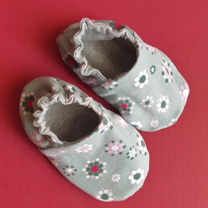 Mintás babacipő, textil bébicipő, rugalmas textil cipő kisbabáknak - ruha & divat - babaruha & gyerekruha - babacipő - Meska.hu
