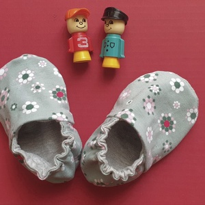 Mintás babacipő, textil bébicipő, rugalmas textil cipő kisbabáknak - ruha & divat - babaruha & gyerekruha - babacipő - Meska.hu