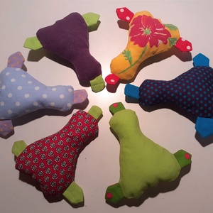 Vidám húsvéti kacsák, textil kacsák, babajáték, tavaszi dekoráció - Meska.hu