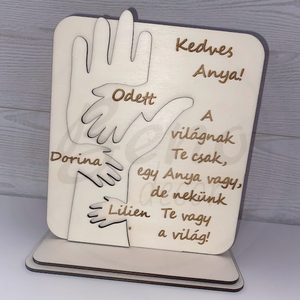Személyre szabható anyaállvány, Otthon & Életmód, Dekoráció, Asztal és polc dekoráció, Asztaldísz, Gravírozás, pirográfia, MESKA