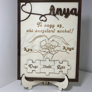 Személyre szabható Anyák napi családi puzzle, Otthon & Életmód, Dekoráció, Asztal és polc dekoráció, Asztaldísz, Gravírozás, pirográfia, MESKA