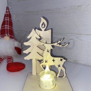Karácsonyi dekoráció - rénszarvas, fenyőfa és gyertya - karácsony - karácsonyi lakásdekoráció - karácsonyi lakásdíszek - Meska.hu