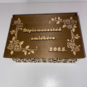 Rózsa mintás fa díszdoboz - személyre szabható felirattal - otthon & életmód - dekoráció - asztal és polc dekoráció - díszdoboz - Meska.hu