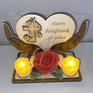 Kegyeleti dísz fa szívvel és LED mécsesekkel  Nem felejtünk el soha, Otthon & Életmód, Vallás, Temetkezési tárgy, Gravírozás, pirográfia, MESKA