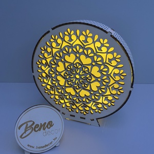 Szíves mandala mintás LED hangulatlámpa, Otthon & Életmód, Dekoráció, Asztal és polc dekoráció, Asztaldísz, Gravírozás, pirográfia, MESKA