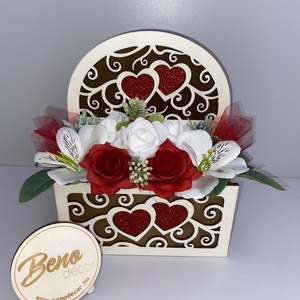 Fa szíves virágdoboz asztali dekoráció - Meska.hu