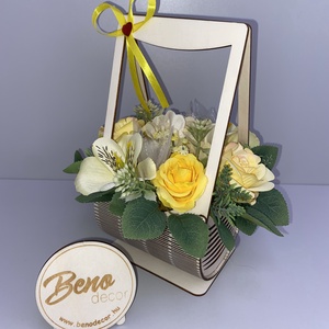 Virágkosár sárga rózsákkal, Otthon & Életmód, Virágdekoráció, Virágdíszek, Asztali virágdísz, Gravírozás, pirográfia, MESKA