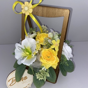 Virágkosár sárga rózsákkal - otthon & életmód - virágdekoráció - virágdíszek - asztali virágdísz - Meska.hu
