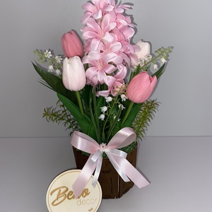 Tavaszi virágkompozíció kaspóban � rózsaszín jácintos tulipános dekoráció - Meska.hu