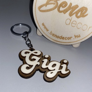 Személyre szabható neves kulcstartó fából � bármilyen névvel - táska & tok - kulcstartó & táskadísz - kulcstartó - Meska.hu