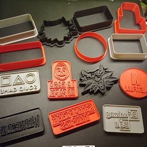  Netflix sorozatok - Süti kinyomó/kiszúró forma - Cookie Cutter : Netflix, Stranger Things, Witcher, Squid Game stb. - otthon & életmód - konyhafelszerelés, tálalás - sütés, főzés - sütikiszúró - Meska.hu